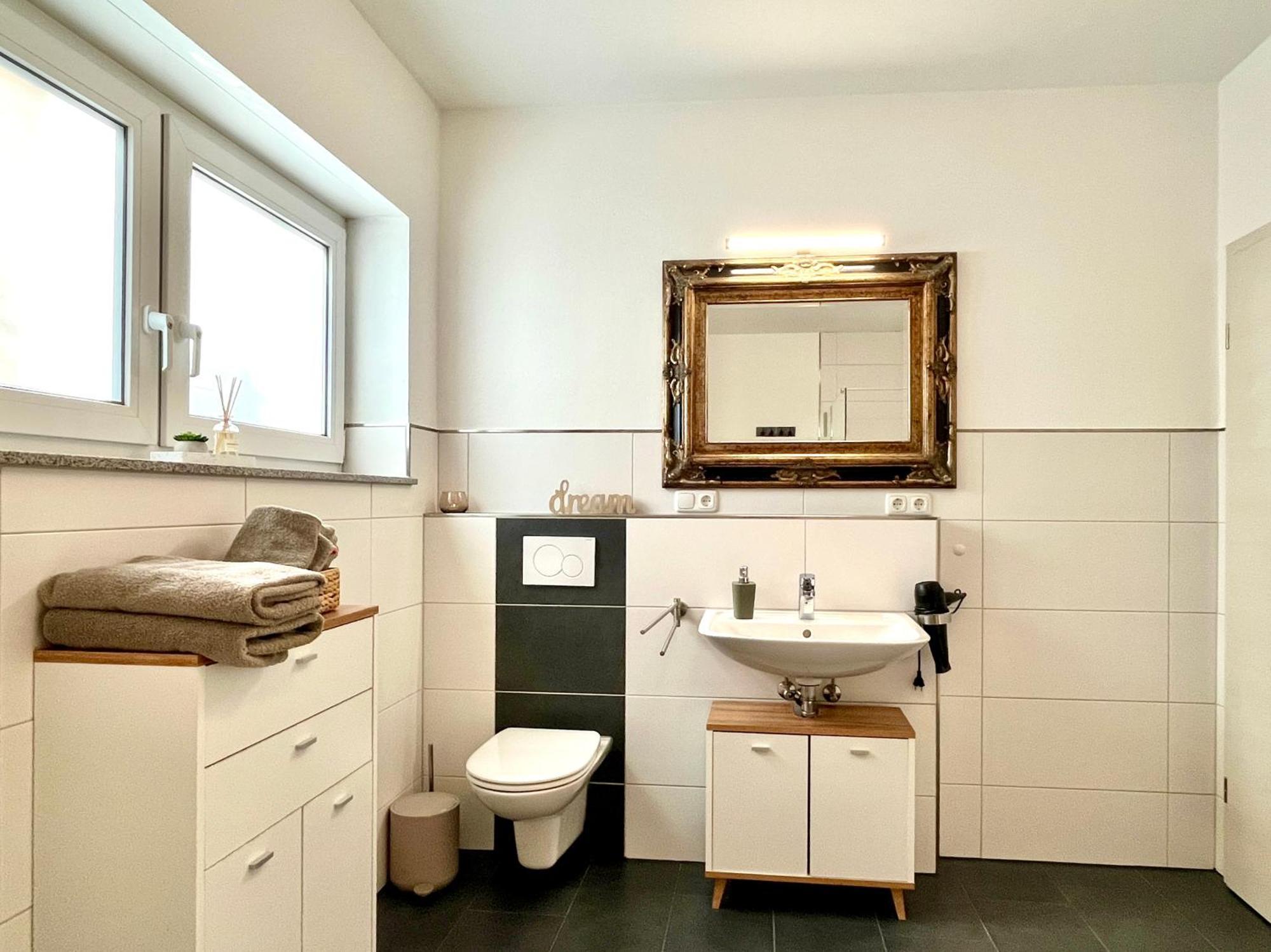 Ferienwohnung Moseltraum, 1-6 Pers, Mit 3 Schlafzimmer Und Panoramabalkon Müden 외부 사진