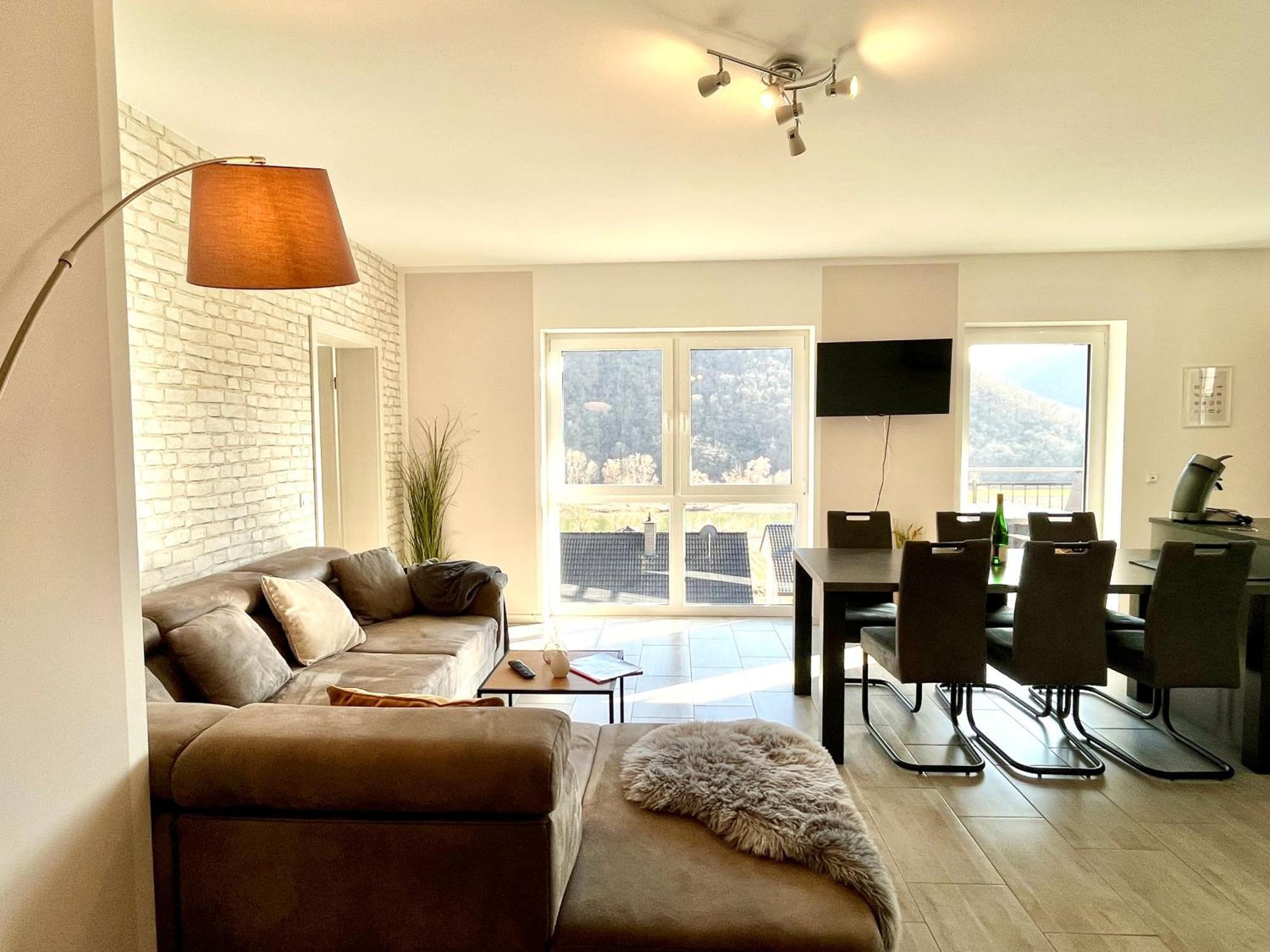 Ferienwohnung Moseltraum, 1-6 Pers, Mit 3 Schlafzimmer Und Panoramabalkon Müden 외부 사진